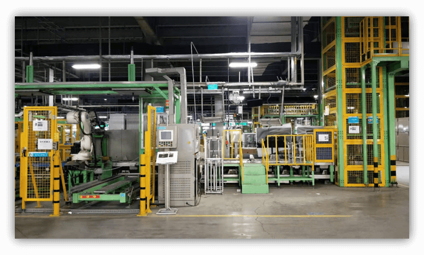 Midea production line with robots